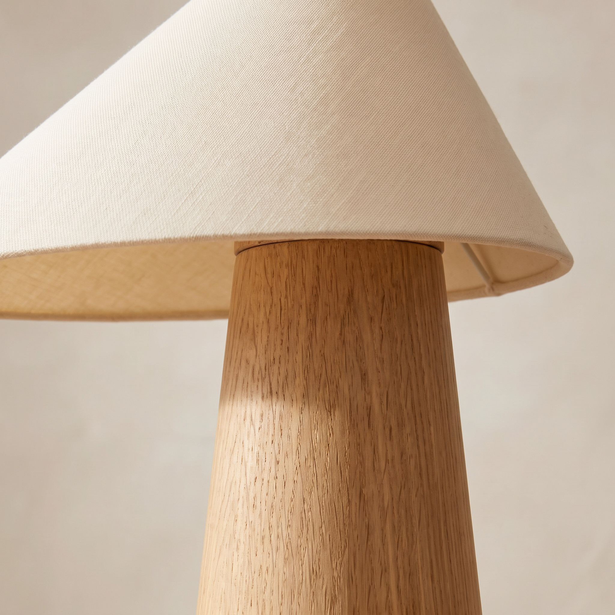 Mushi table lamp