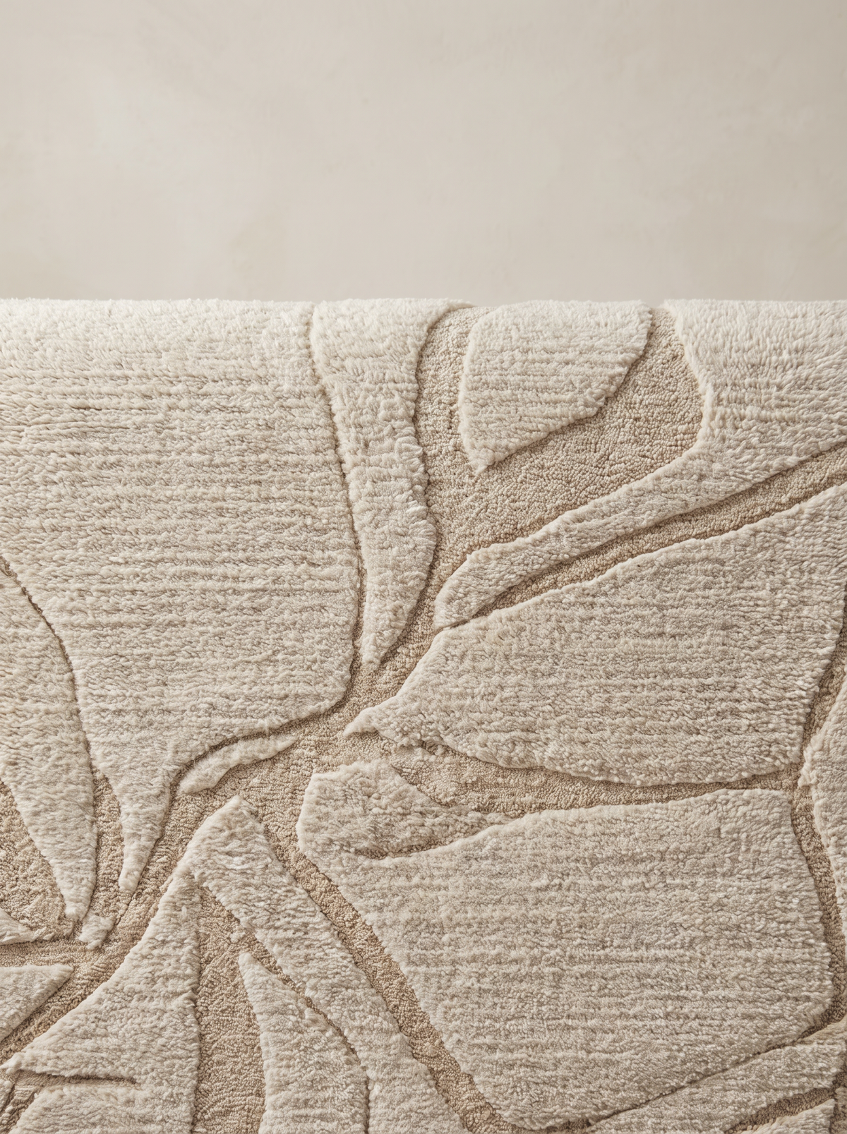 Contour rug wool pile close up texture