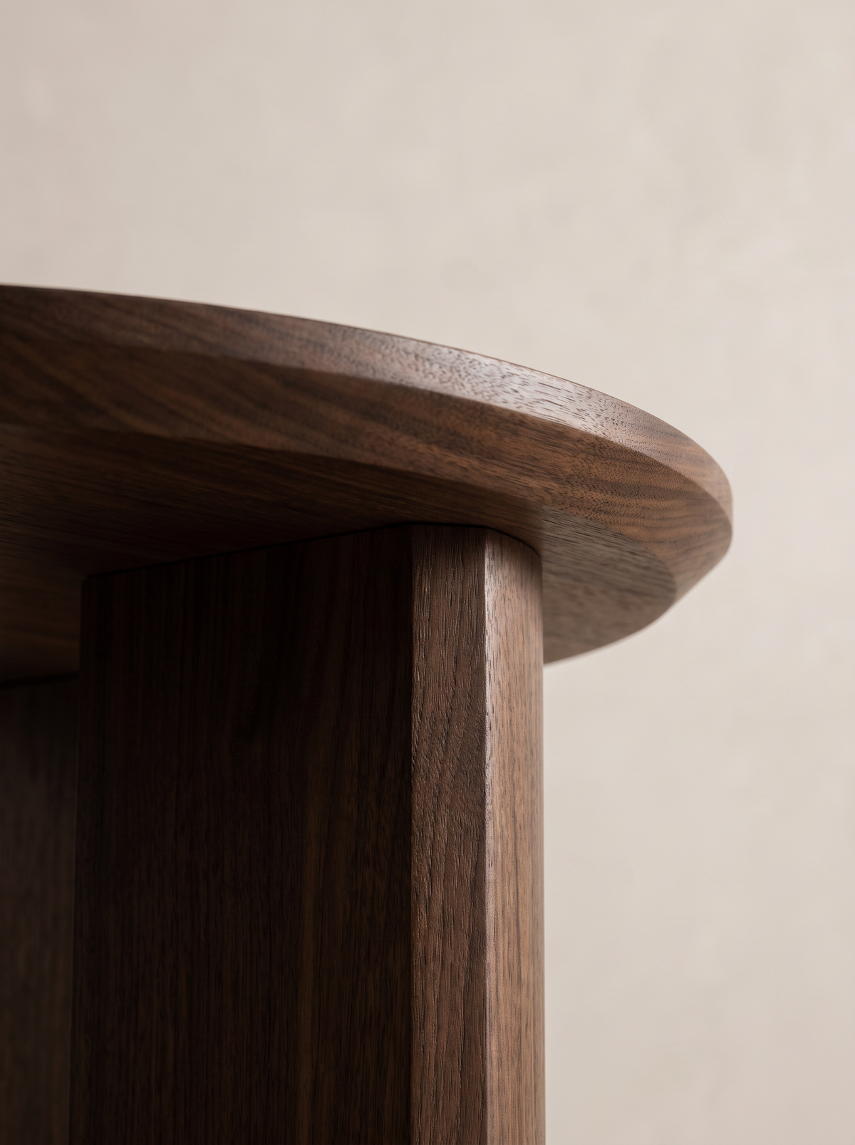 Modena walnut top and curved base join